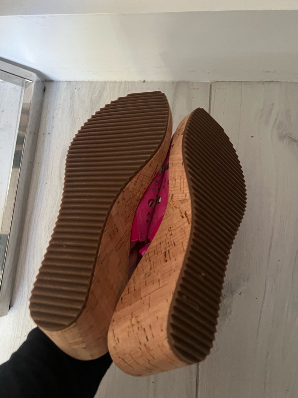 Vaneli Fuchsia Laser-Cut Slide wedge sandals - Picture 5 of 5